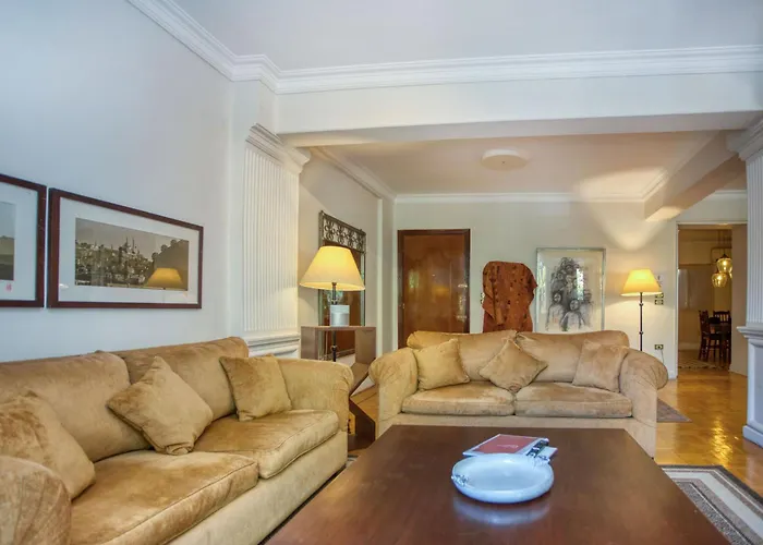 Pecan Apartment